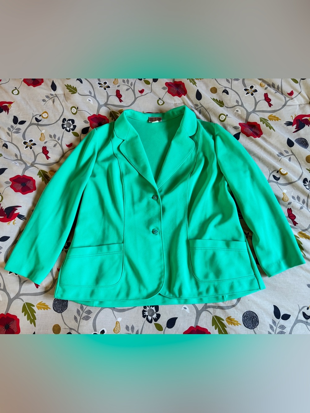 Vintage 80s mint green blazer 🍀